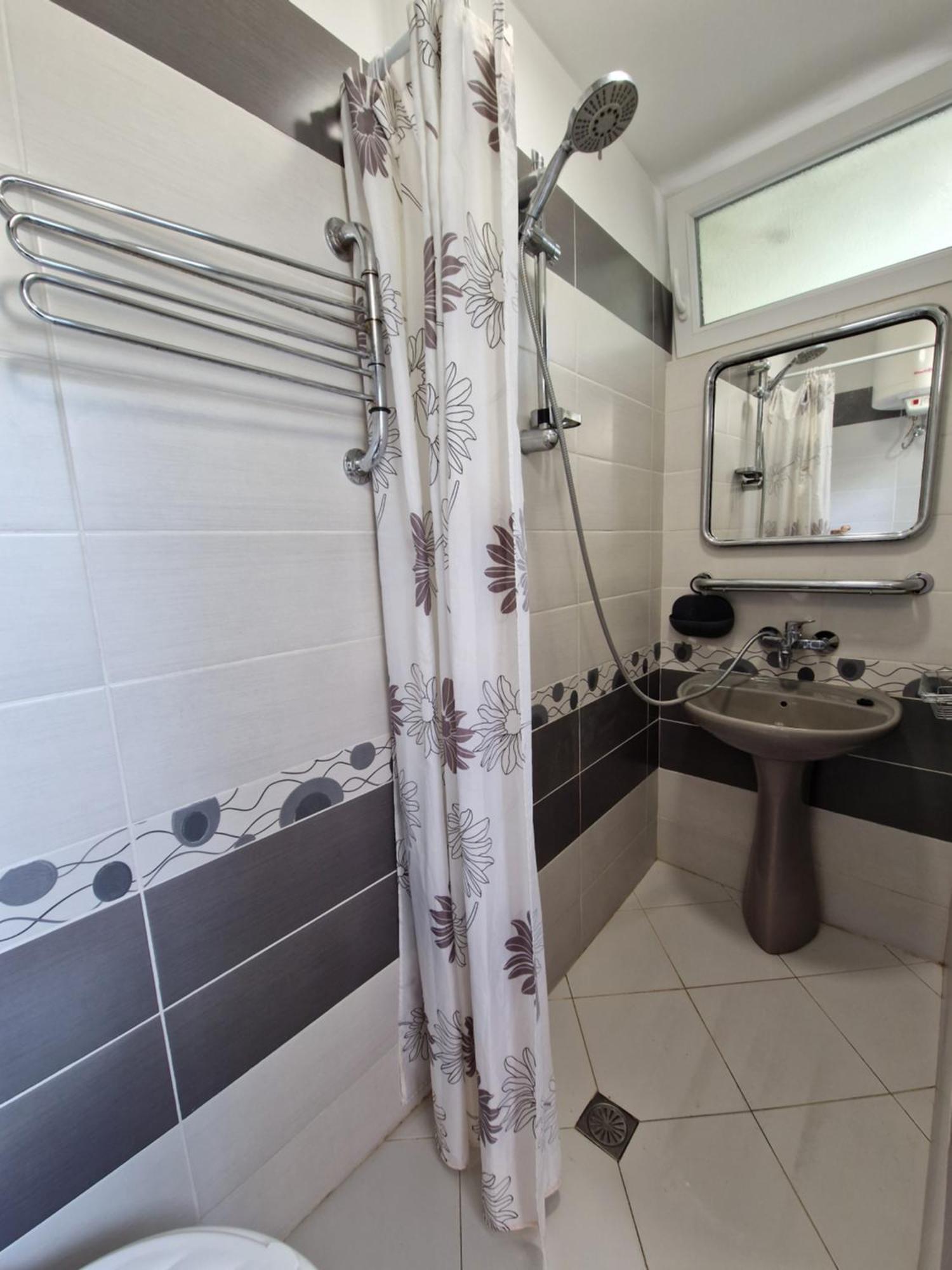 Appartement Етаж От Къща С Двор à Burgas Extérieur photo