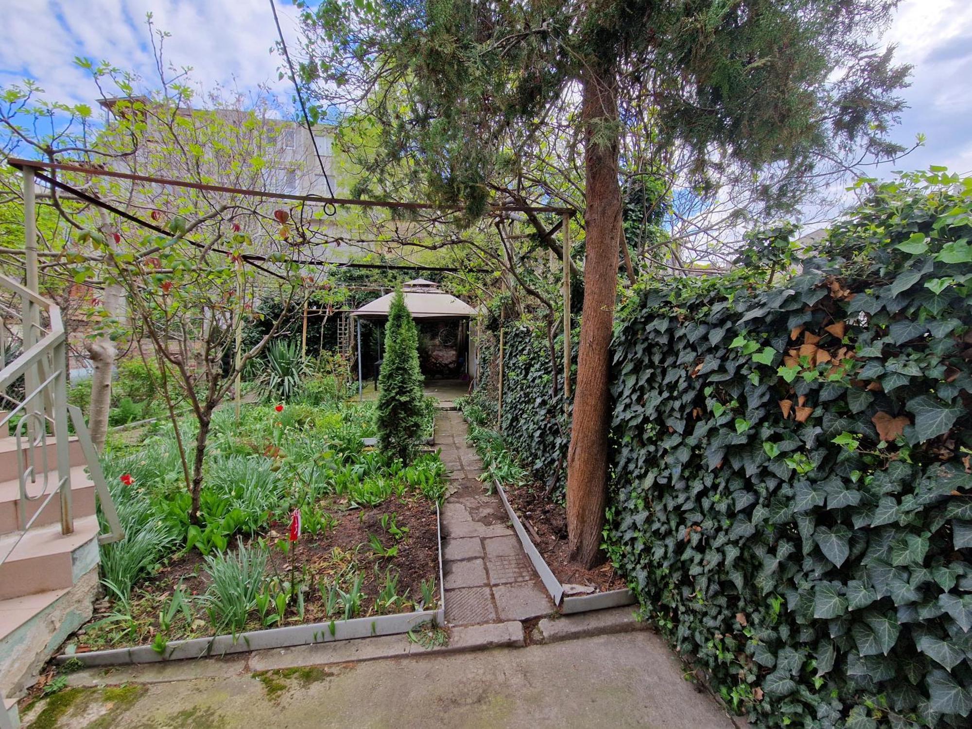 Appartement Етаж От Къща С Двор à Burgas Extérieur photo